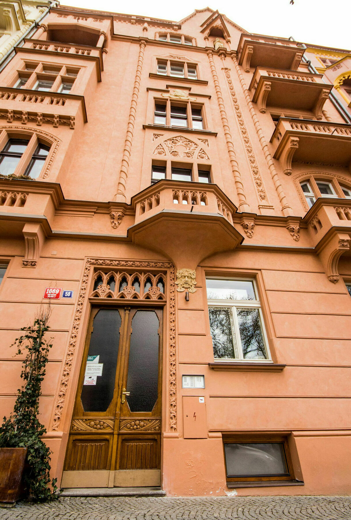 Apartment Slezska 58 Praha Bagian luar foto