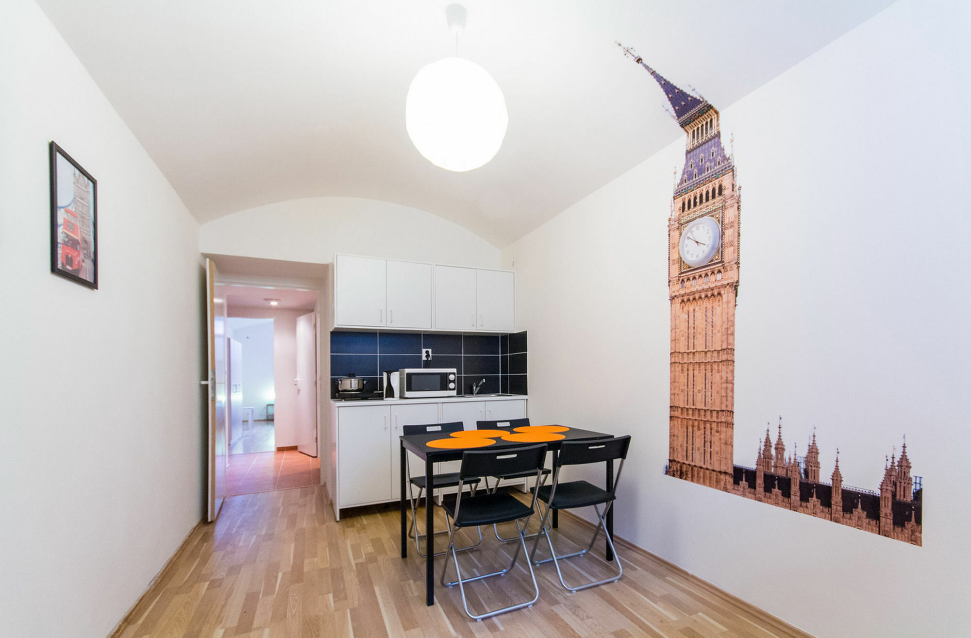 Apartment Slezska 58 Praha Bagian luar foto